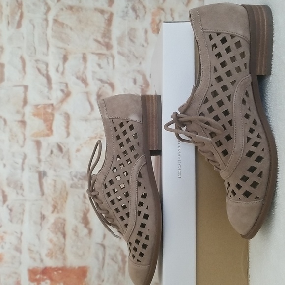 New Jessica Simpson Dalasia Oxfords - Picture 4 of 10